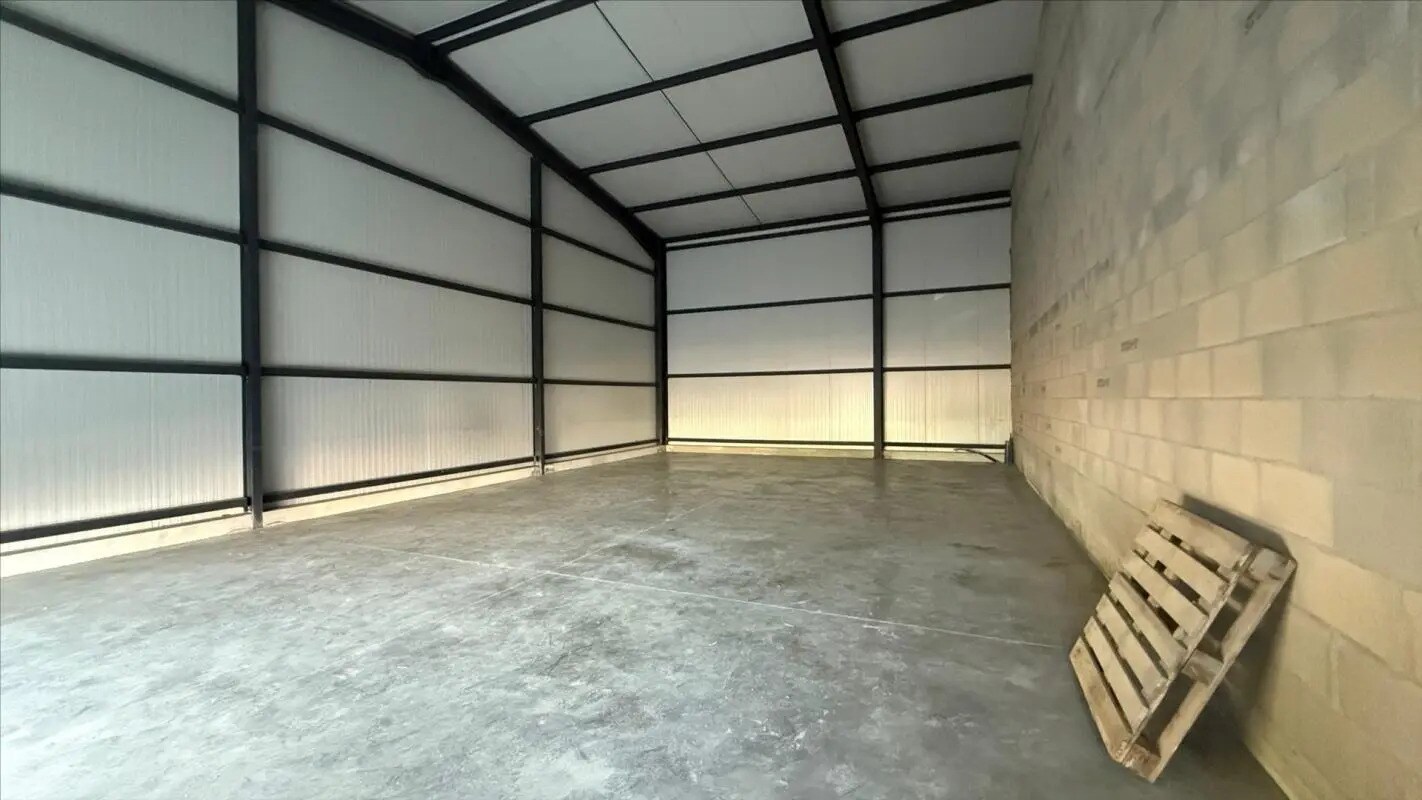 Industriel/Logistique dans Montagnat à vendre Photo intérieure– Image 1 sur 3