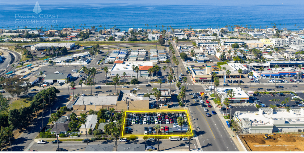 515 Oceanside Blvd, Oceanside, CA à vendre - Photo de l’immeuble – Image 3 sur 14