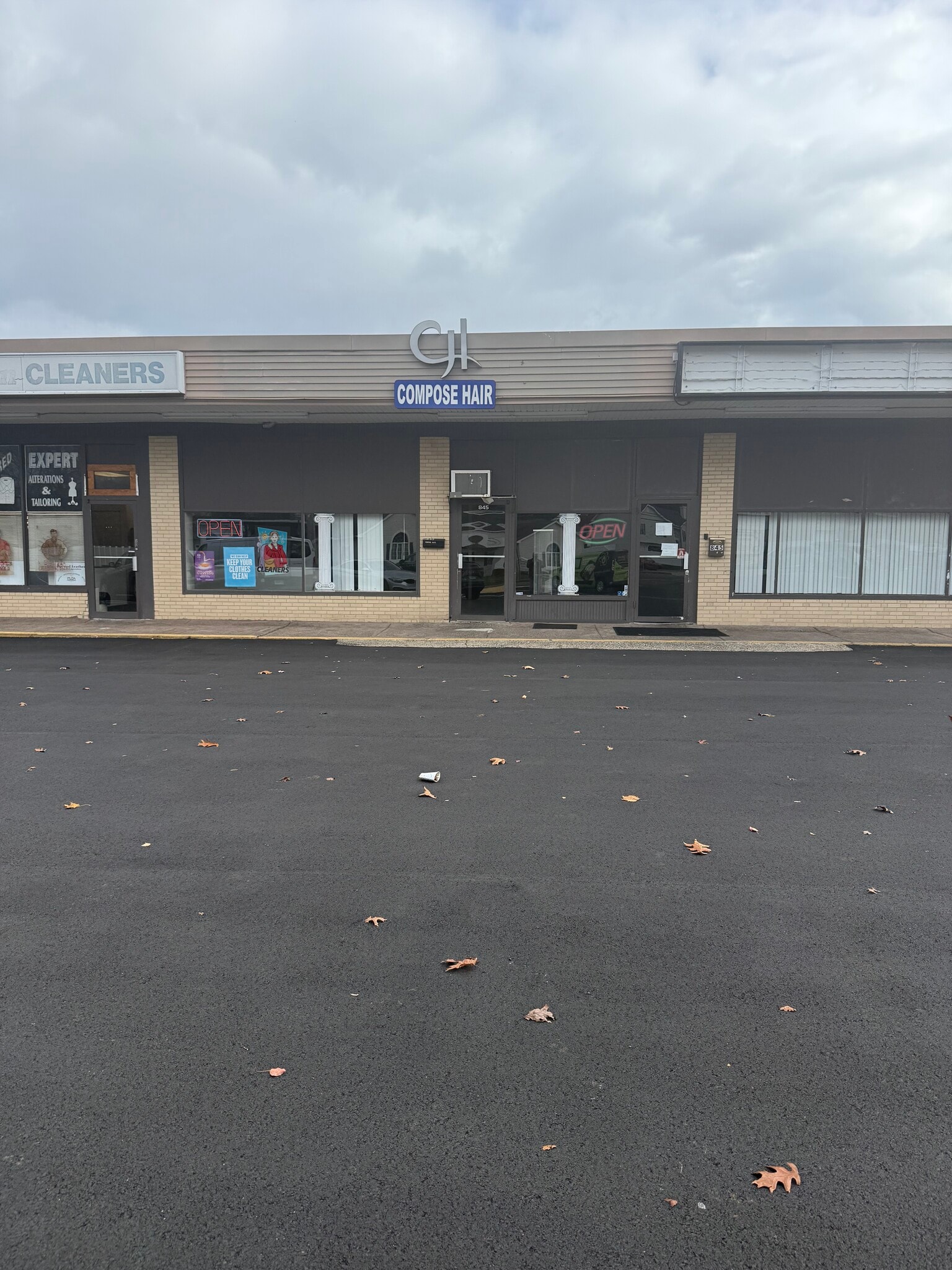 841-869 Jones Hill Rd, West Haven, CT à louer Photo intérieure– Image 1 sur 8