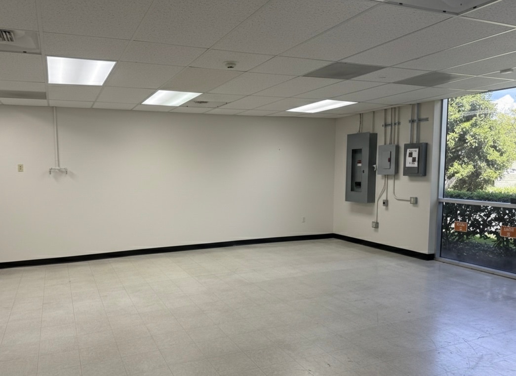 23351-23361 Madero, Mission Viejo, CA à louer Photo intérieure– Image 1 sur 1