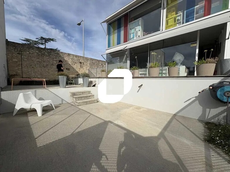 Bureau dans Lormont à louer - Photo de l’immeuble – Image 2 sur 12