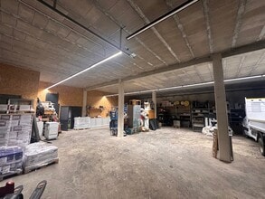 6260 Rte de Berre, Ventabren à louer Autre– Image 1 sur 7