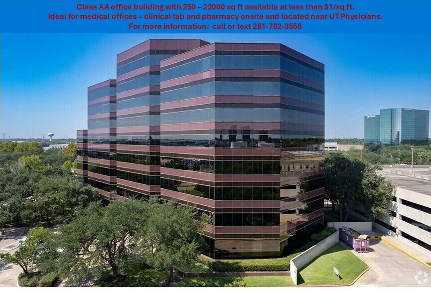 450 Gears Rd, Houston, TX à louer - Photo de l’immeuble – Image 1 sur 37