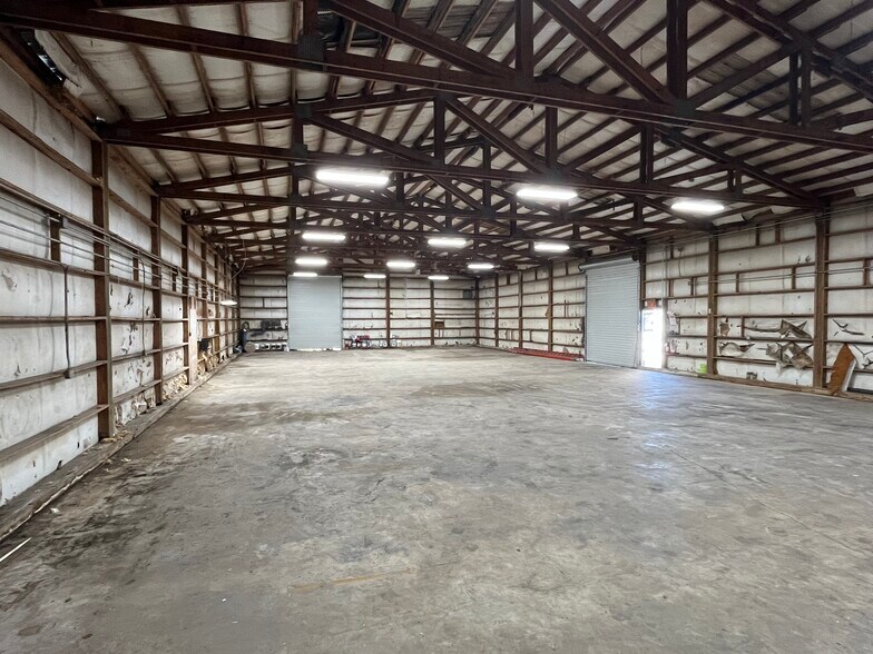 1401 S French Ave, Sanford, FL à louer - Photo de l’immeuble – Image 1 sur 1
