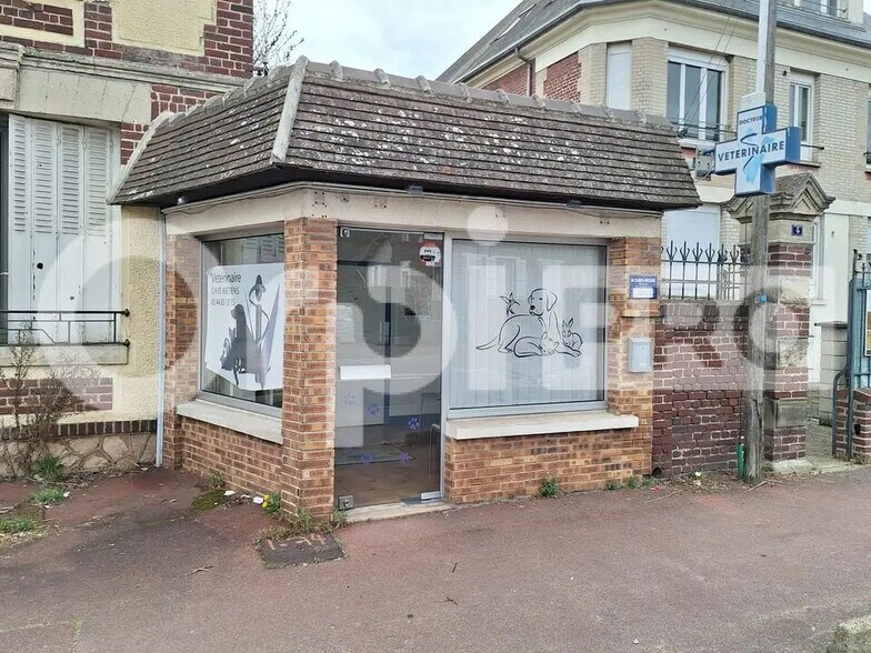 4 Bis Rue Du Docteur Moussaud, Cuise-la-Motte à vendre - Photo de l’immeuble – Image 1 sur 4