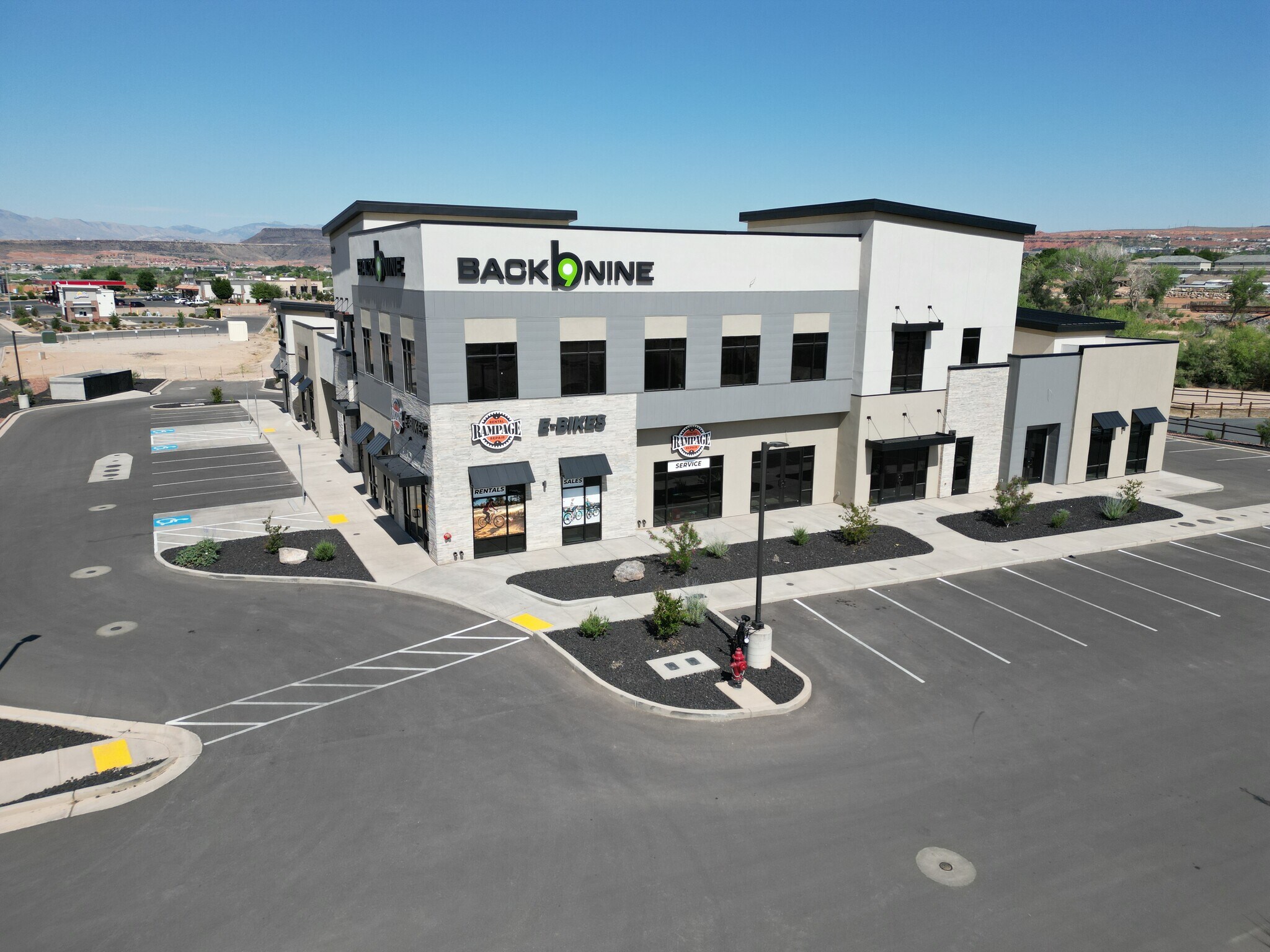 River Road & 1450 S, Saint George, UT à louer Photo de l’immeuble– Image 1 sur 14