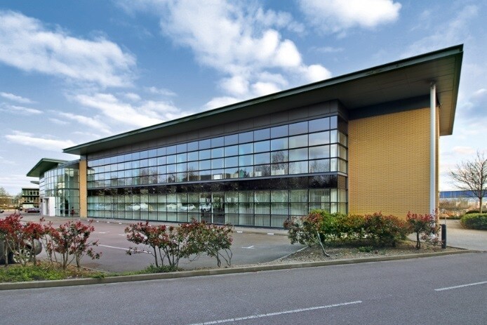 Falcon Way, Welwyn Garden City à louer Photo de l’immeuble– Image 1 sur 2