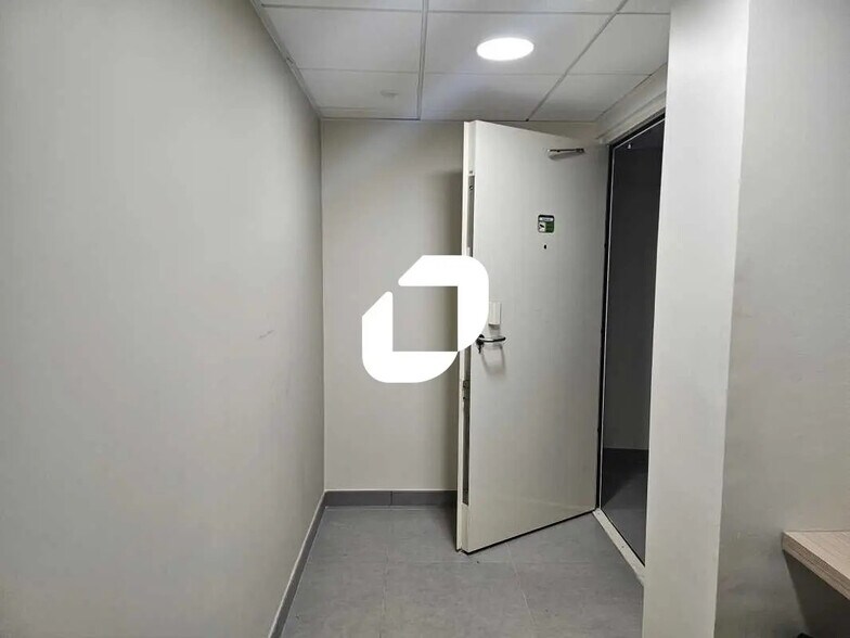 Bureau dans Montpellier à vendre - Photo de l’immeuble – Image 3 sur 10