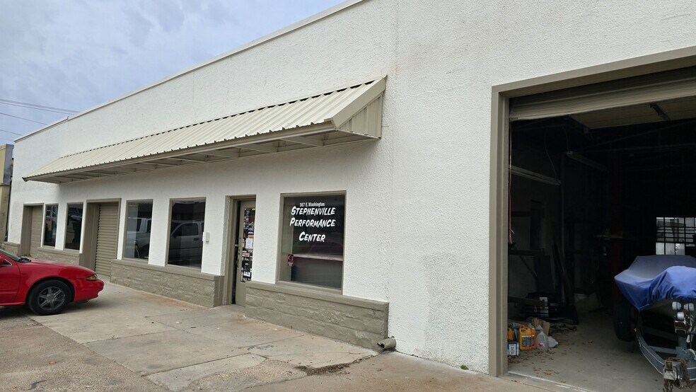 367 E Washington St, Stephenville, TX à vendre - Photo de l’immeuble – Image 2 sur 12