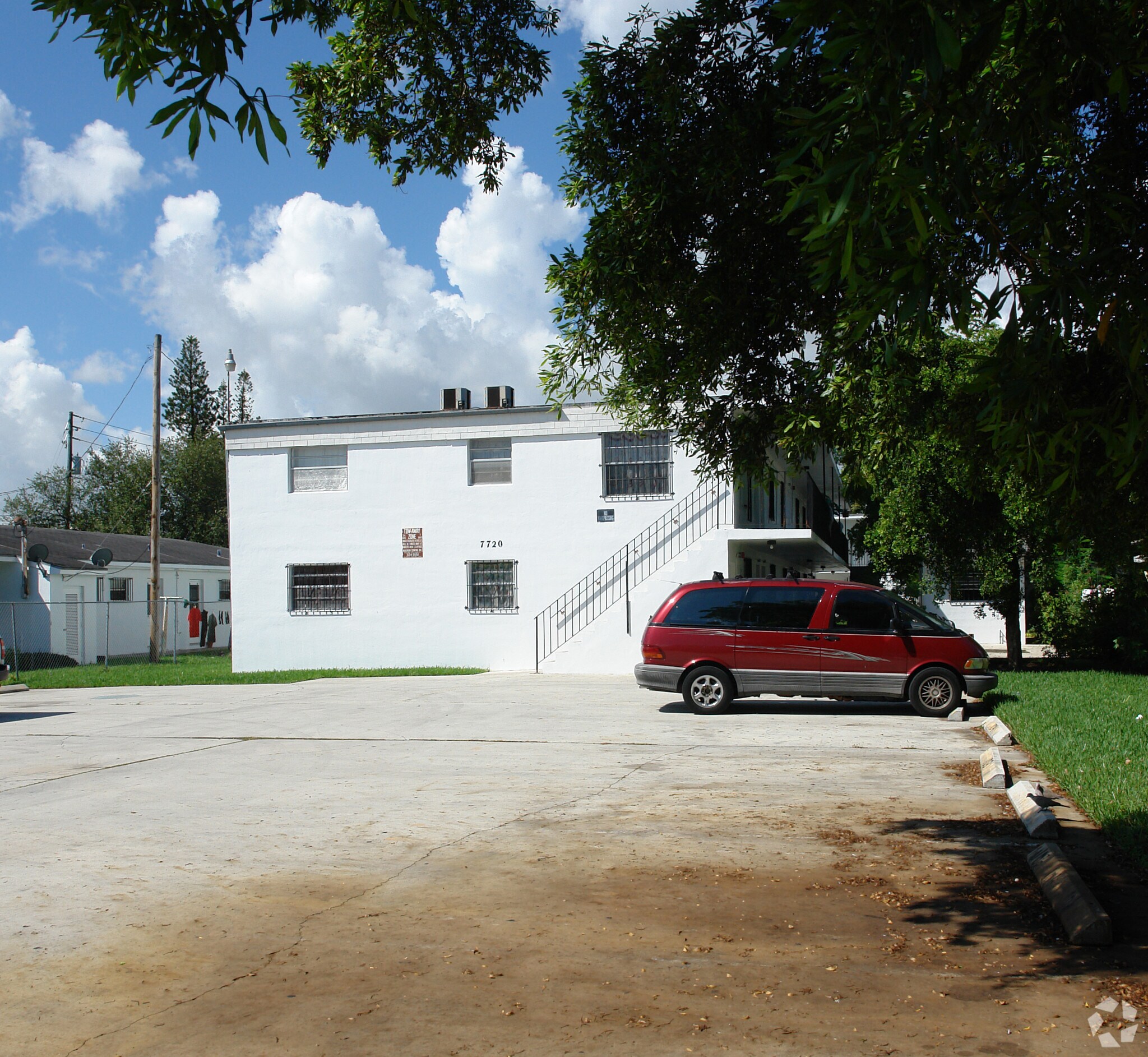 7720 N Miami Ave, Miami, FL à vendre Photo principale– Image 1 sur 4