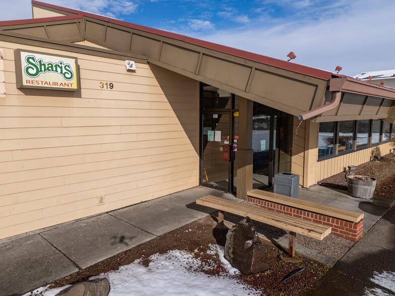 319 SE Nye Ave, Pendleton, OR à louer - Photo de l’immeuble – Image 3 sur 11