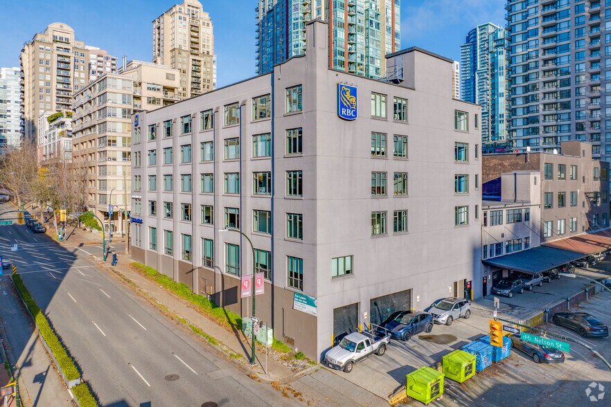 990 Homer St, Vancouver, BC à louer - Photo de l’immeuble – Image 3 sur 15