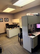 518-552 42nd Ave SE, Calgary, AB à louer Photo intérieure– Image 2 sur 2