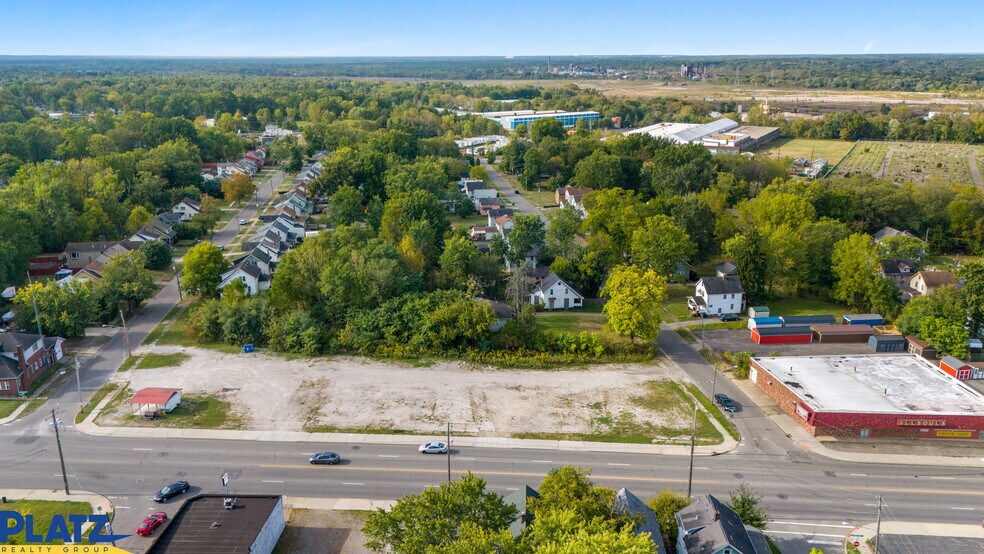 Youngstown Rd, Warren, OH à vendre - Photo de l’immeuble – Image 1 sur 6
