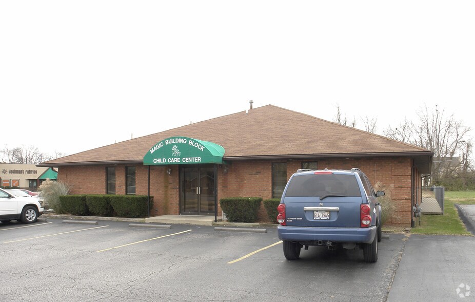 928 Lincoln Hwy, Fairview Heights, IL à louer - Photo de l’immeuble – Image 3 sur 13
