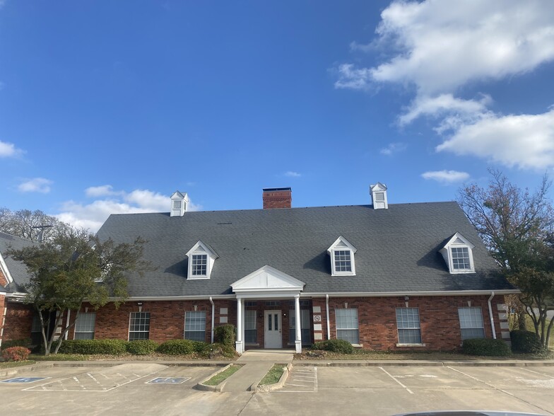 1115 Memorial Dr, Denison, TX à louer - Photo de l’immeuble – Image 2 sur 14