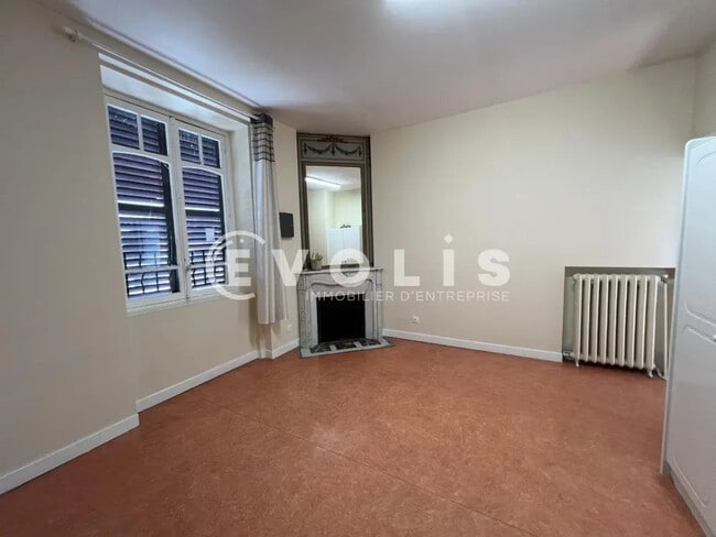 Plus de détails pour Bureau à louer