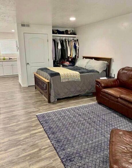 331 400 E, Logan, UT à vendre - Photo intérieure – Image 3 sur 7