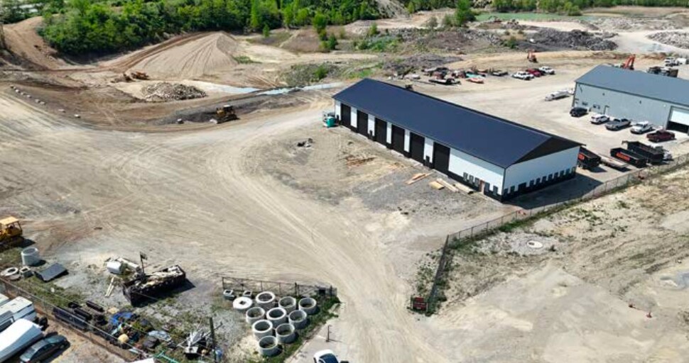 6015 Madden Wy, Harrison, OH à louer - Photo de l’immeuble – Image 2 sur 14