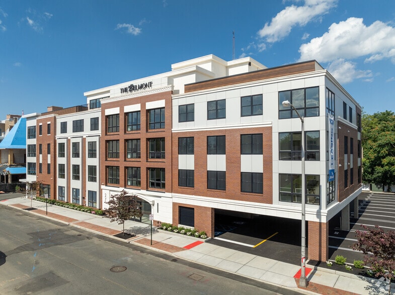 27 3rd Ave, Long Branch, NJ à louer - Photo principale – Image 1 sur 29