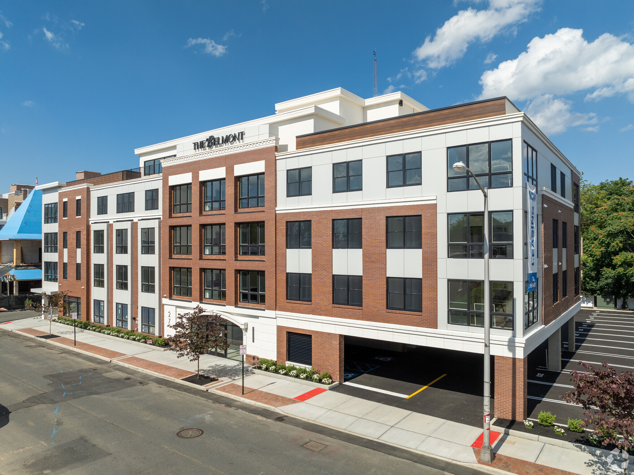 27 3rd Ave, Long Branch, NJ à louer Photo principale– Image 1 sur 30