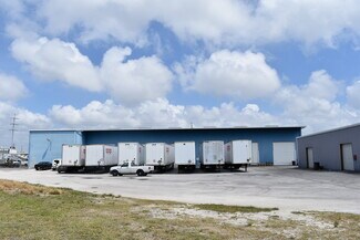 Plus de détails pour 1890 Starkey Rd, Largo, FL - Industriel/Logistique à louer