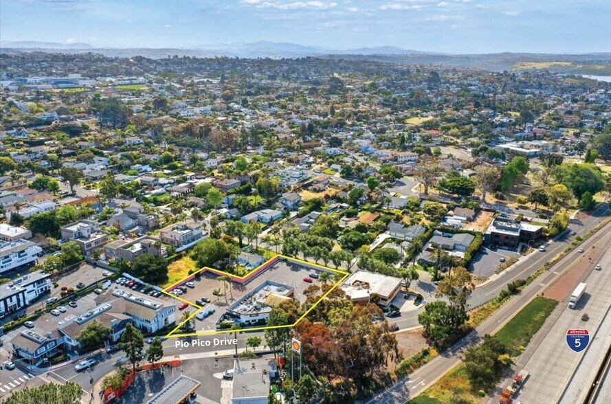 3050 Pio Pico Dr, Carlsbad, CA à vendre - Aérien – Image 2 sur 12