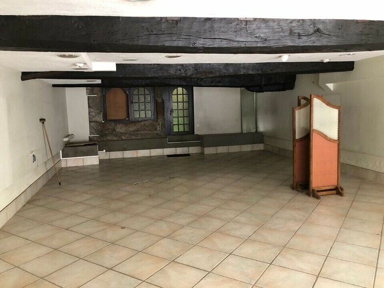 Local commercial dans Morlaix à vendre - Photo intérieure – Image 1 sur 2