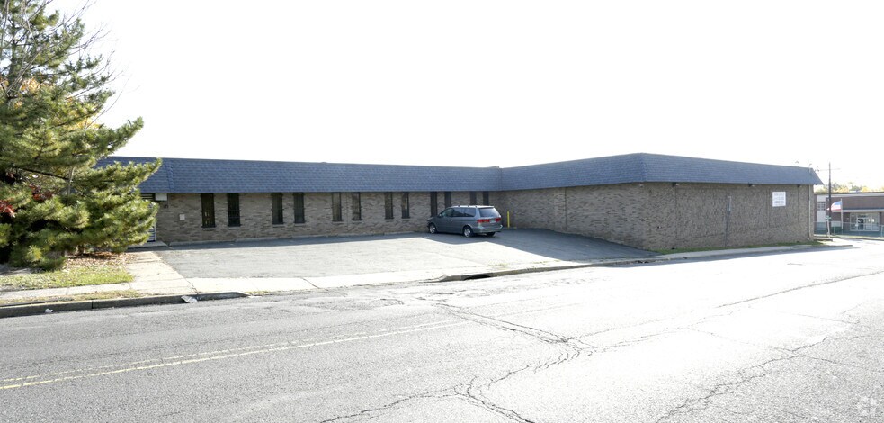 475 Bloy St, Hillside, NJ à louer - Photo de l’immeuble – Image 2 sur 5