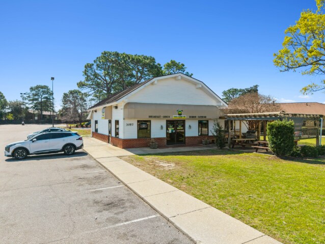 3057 Boone Trl, Fayetteville, NC à vendre - Photo principale – Image 1 sur 1