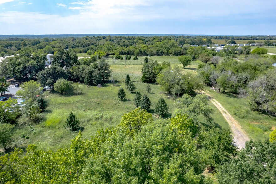 1620/1640 N Main St portefeuille de 2 biens à vendre sur LoopNet.fr - Photo de l’immeuble – Image 3 sur 18