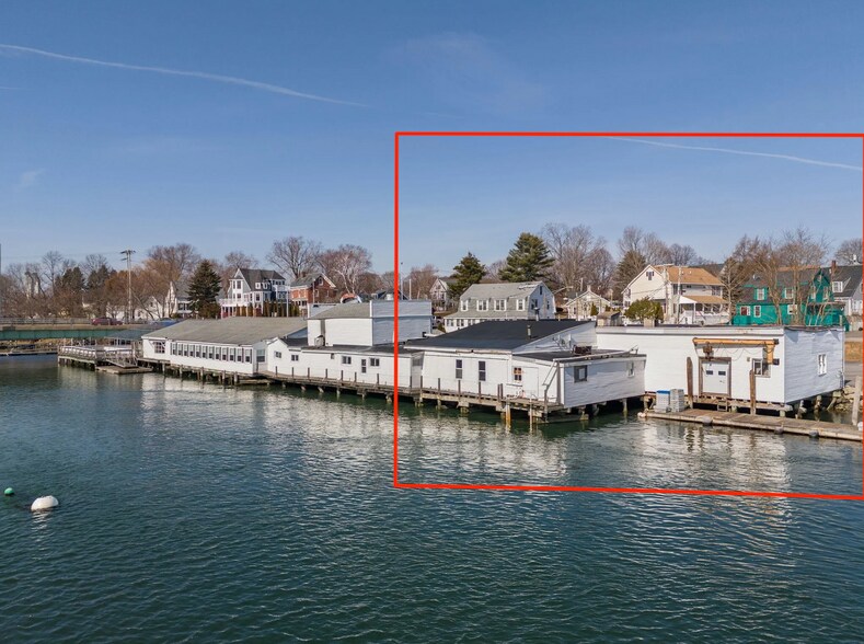 9 Water St, Kittery, ME à louer - Photo de l’immeuble – Image 2 sur 22
