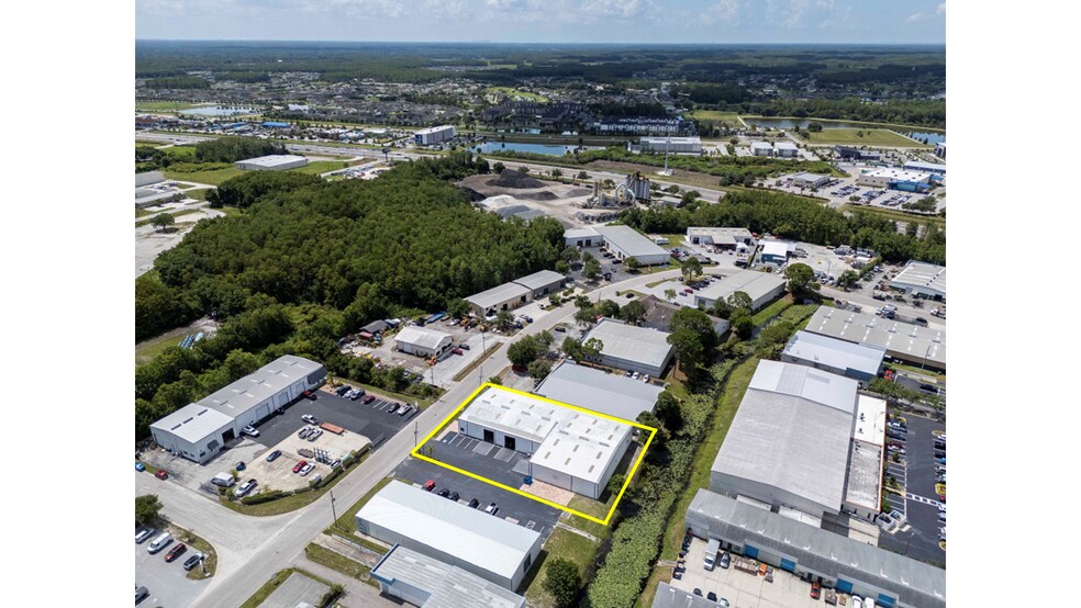 2401 Destiny Way, Odessa, FL à louer - Photo de l’immeuble – Image 2 sur 35