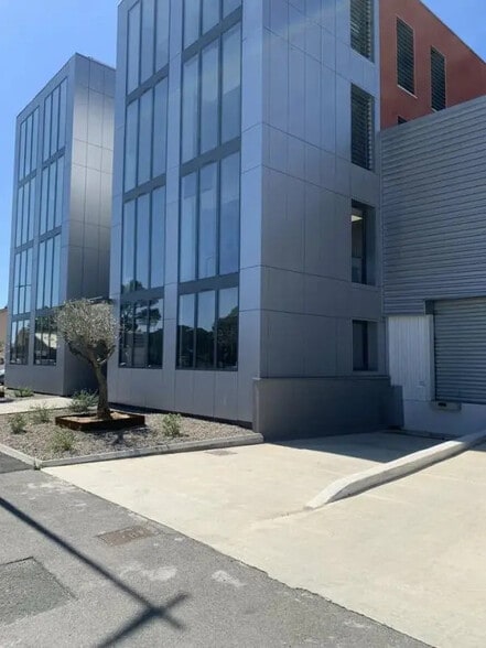 5 Bis Rue De, Narbonne à louer - Photo principale – Image 1 sur 20