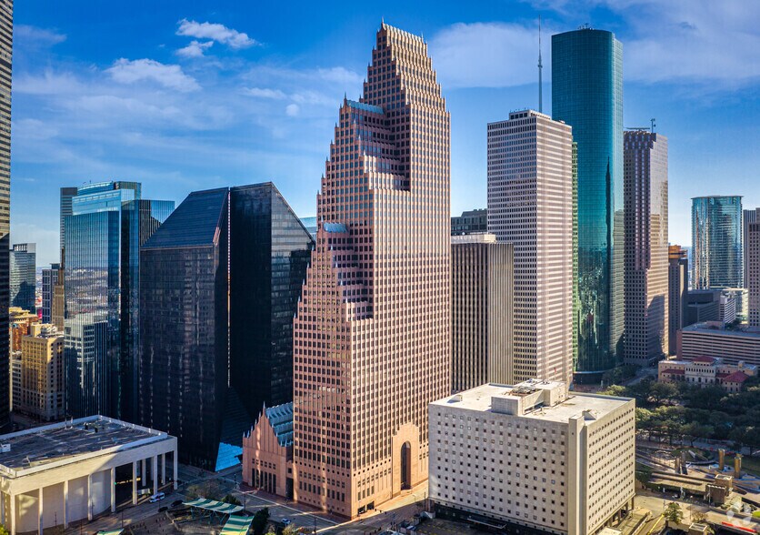700 Louisiana St, Houston, TX à louer - Photo de l’immeuble – Image 3 sur 21