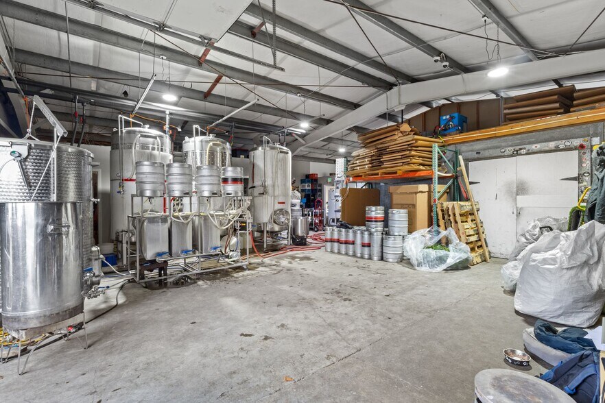 138 Hodgden N st, Tenino, WA à louer - Photo de l’immeuble – Image 3 sur 18