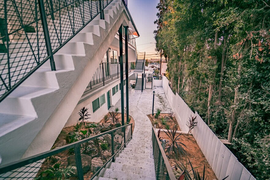 3776 Villa Terr., San Diego, CA à vendre - Photo de l’immeuble – Image 3 sur 16