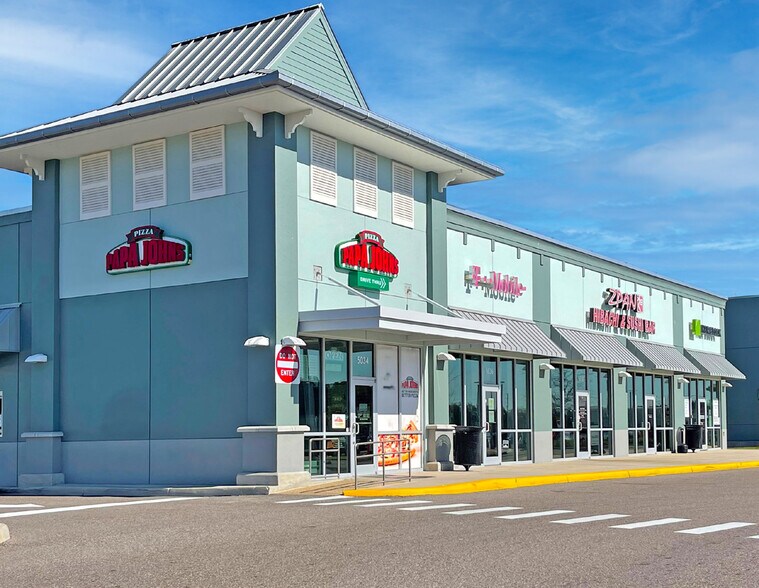 5052 N US Highway 41, Apollo Beach, FL à louer - Photo de l’immeuble – Image 2 sur 3