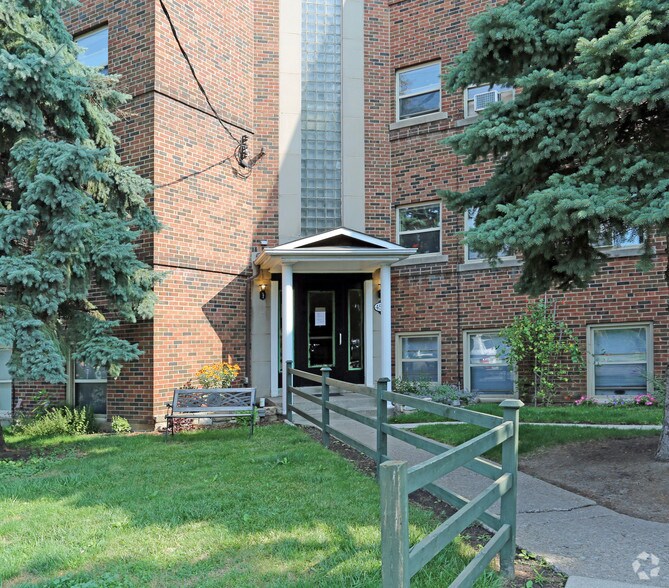 450-452 Aberdeen Ave, Hamilton, ON à vendre - Photo de l’immeuble – Image 3 sur 4