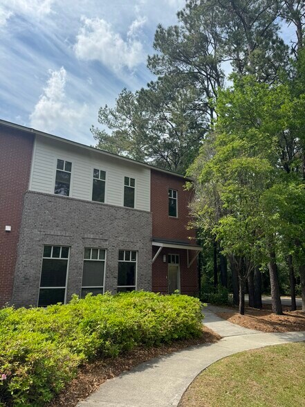 501 Bramson Ct, Mount Pleasant, SC à vendre - Photo de l’immeuble – Image 3 sur 11