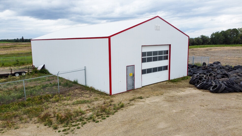 650 Sunrise Rd, Peace River, AB à vendre - Photo de l’immeuble – Image 3 sur 35