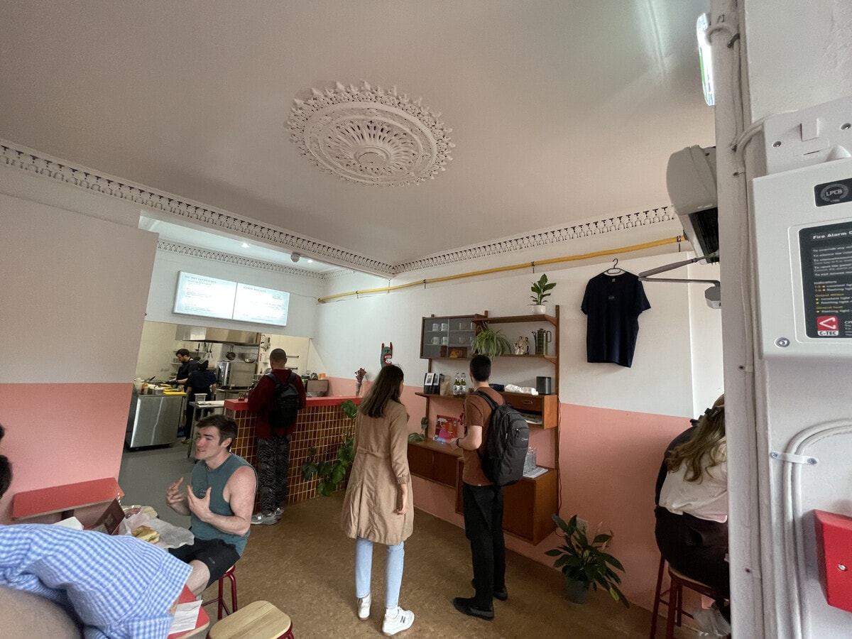 94-98 Buccleuch St, Edinburgh, EDH EH8 9NH - Lot 94 - - Photo intérieure - Image 1 of 1