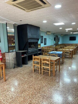 Plus de détails pour Local commercial à louer