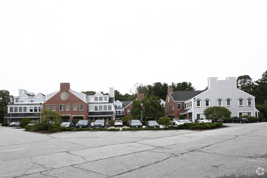 266 Main St, Medfield, MA à louer - Photo de l’immeuble – Image 1 sur 7