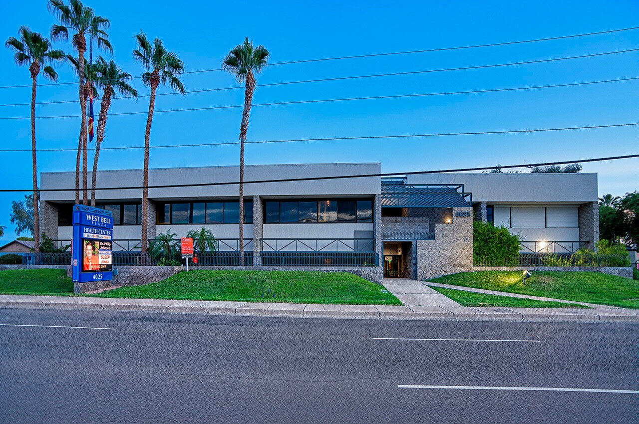 4025 W Bell Rd, Phoenix, AZ à louer Photo principale– Image 1 sur 8