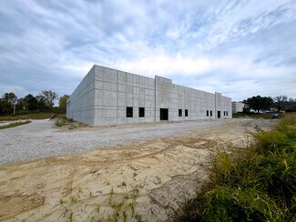Plus de détails pour 500-550 Corporate Hills Dr, Saint Charles, MO - Industriel/Logistique à vendre