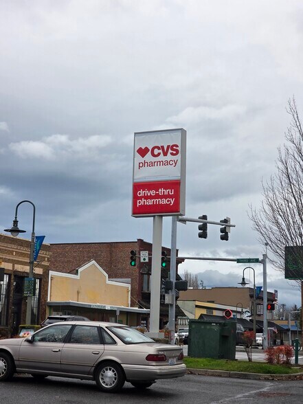 5655 3rd Ave, Ferndale, WA à vendre - Photo de l’immeuble – Image 3 sur 13