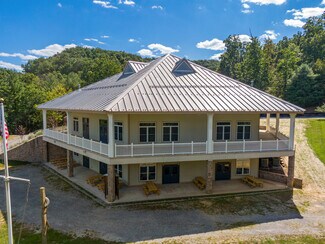 Plus de détails pour 4100 Adventure Base Rd, Radford, VA - Spécialisé à vendre