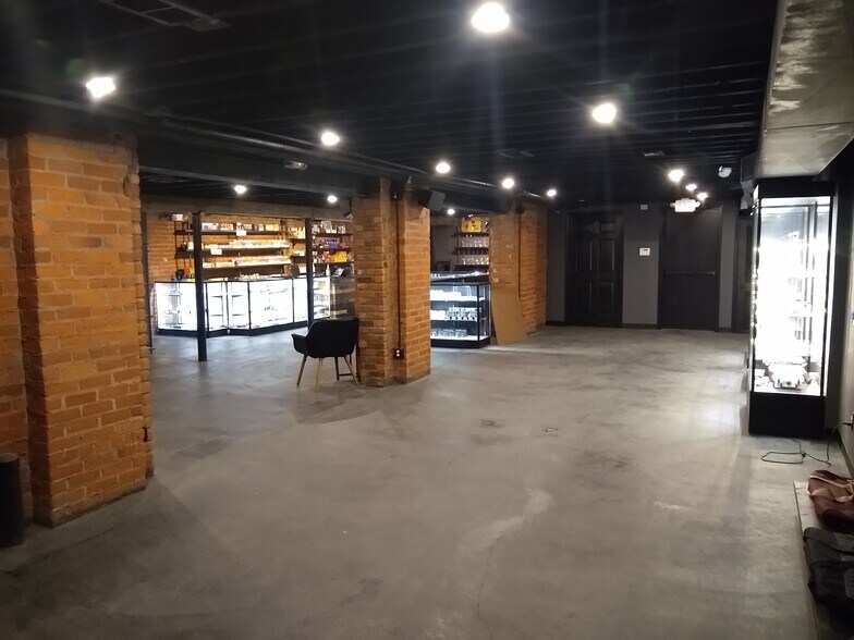 1440-1446 Michigan Ave, Detroit, MI à louer - Photo de l’immeuble – Image 2 sur 8