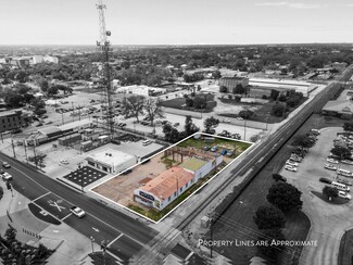 Plus de détails pour 401 S 8th St, Waco, TX - Local commercial à vendre